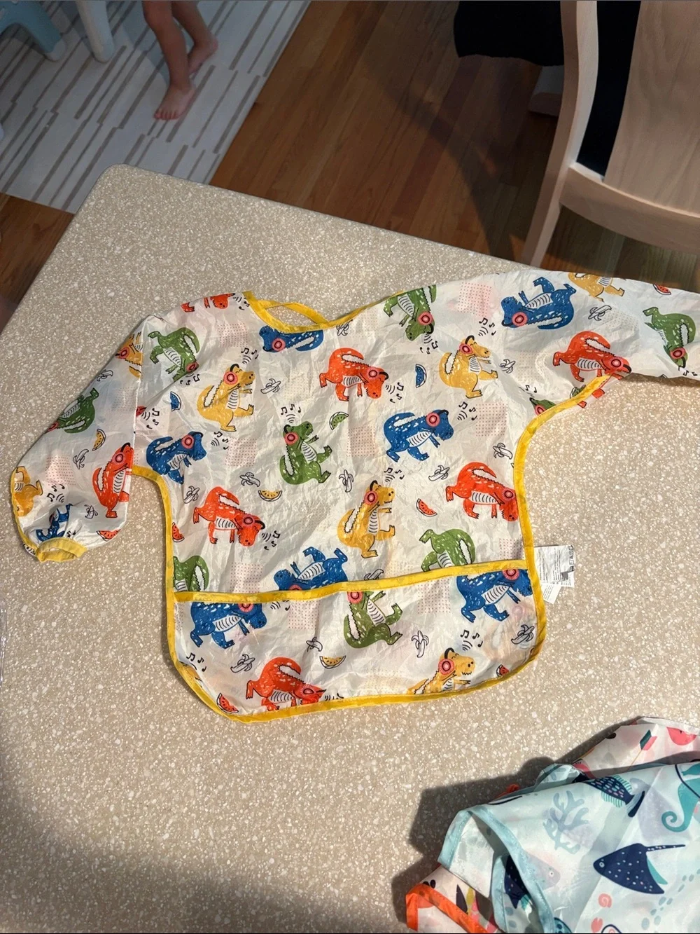 Long-Sleeve Waterproof Baby Bibs / art smocks